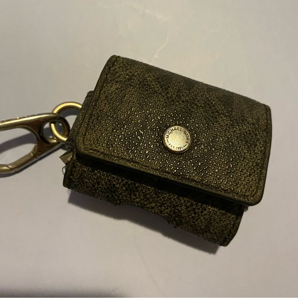 MK Air Pod Pros Case - Picture 1 of 1